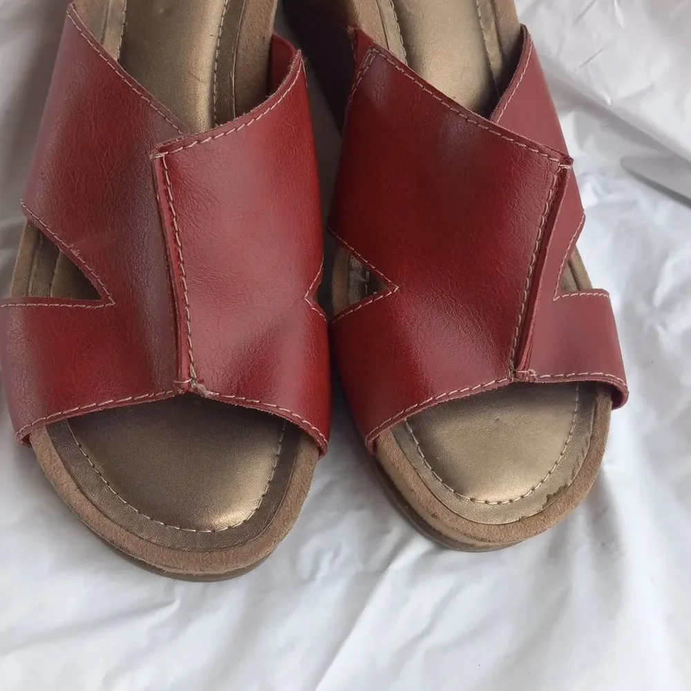 Comfort Plus by Predictions Red Sandals Size 9